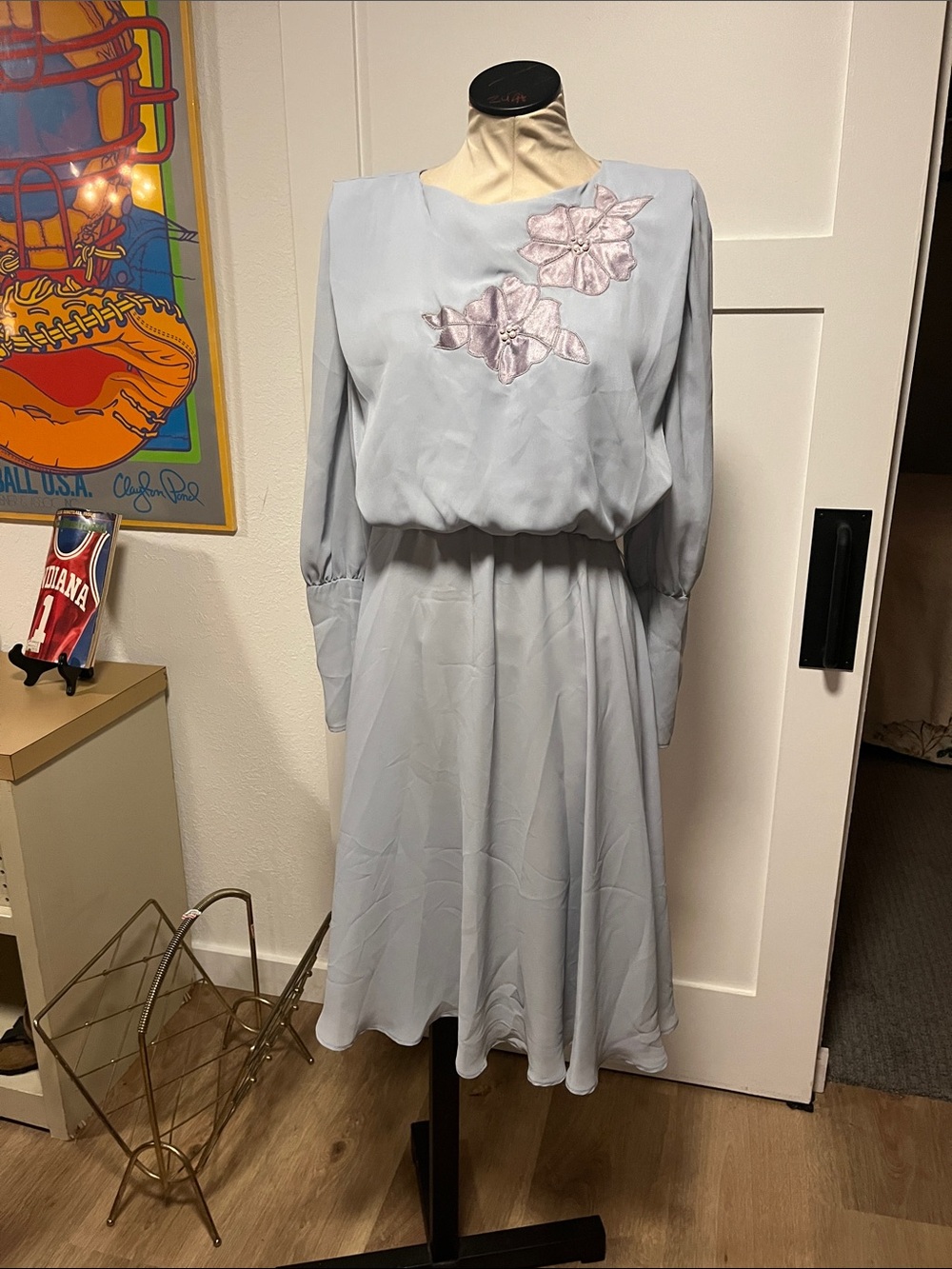 Pretty Vintage 80’s Deco Style Dress